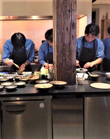 Kabi-Tokyo-chefs-intense-preparation